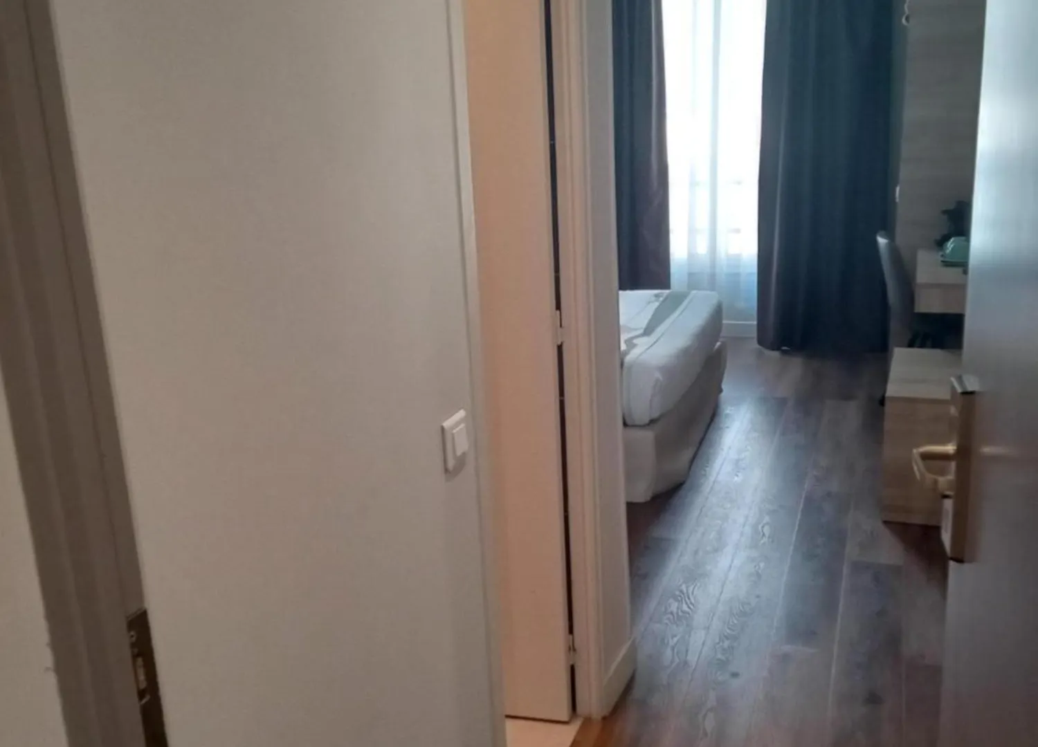 פריז Hotel Modern Est 2*,  צרפת