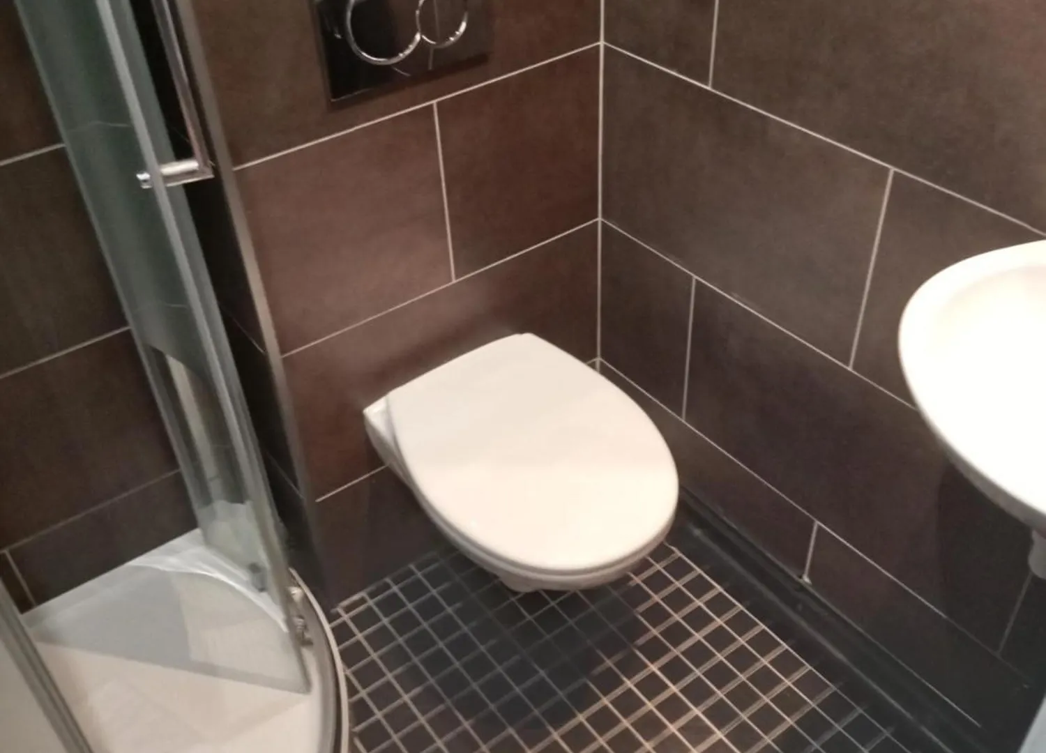 פריז Hotel Modern Est