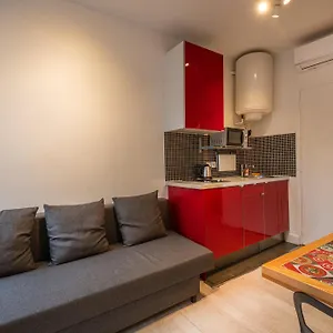 Hotel apartamentowy Clignancourt, Paryż