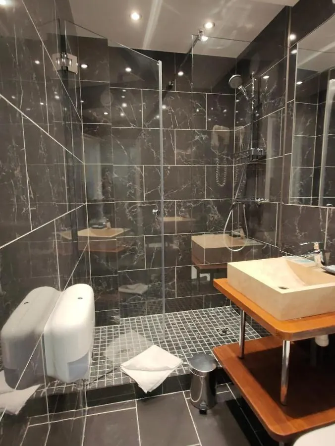 Hotel Modern Est Paris